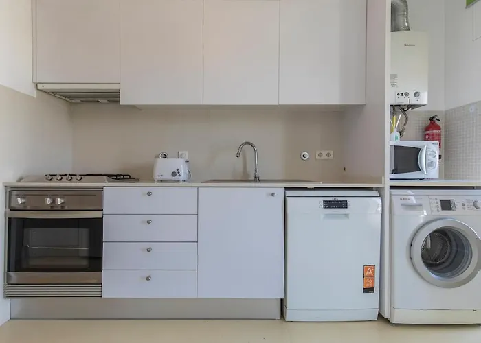 Tranquil Retreat By Innkeeper * Lisboa